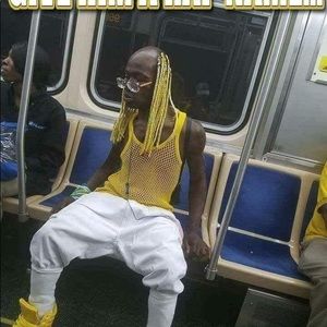 Meet your Posher, Dennis